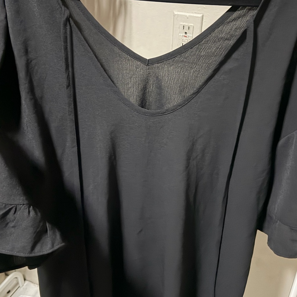 Simple Black Scoop Neck swim cover up